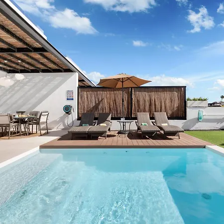 Julieta Lanzarote 普拉亚布兰卡