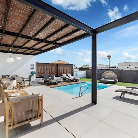 Julieta Lanzarote * 普拉亚布兰卡